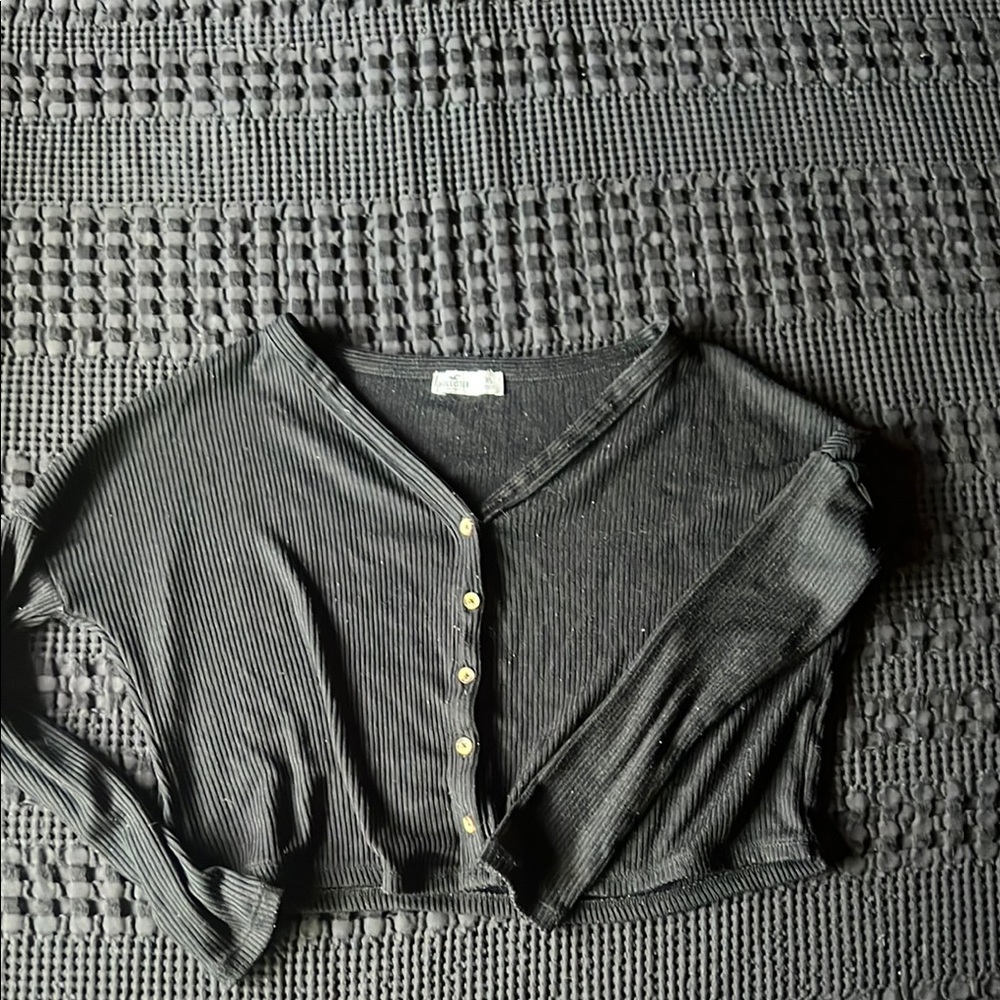 Ribbed Button-Up Black Top Hollister